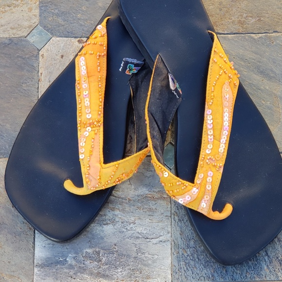 Perfect Condition Sequin & Bead Island Sandals - Picture 4 of 6
